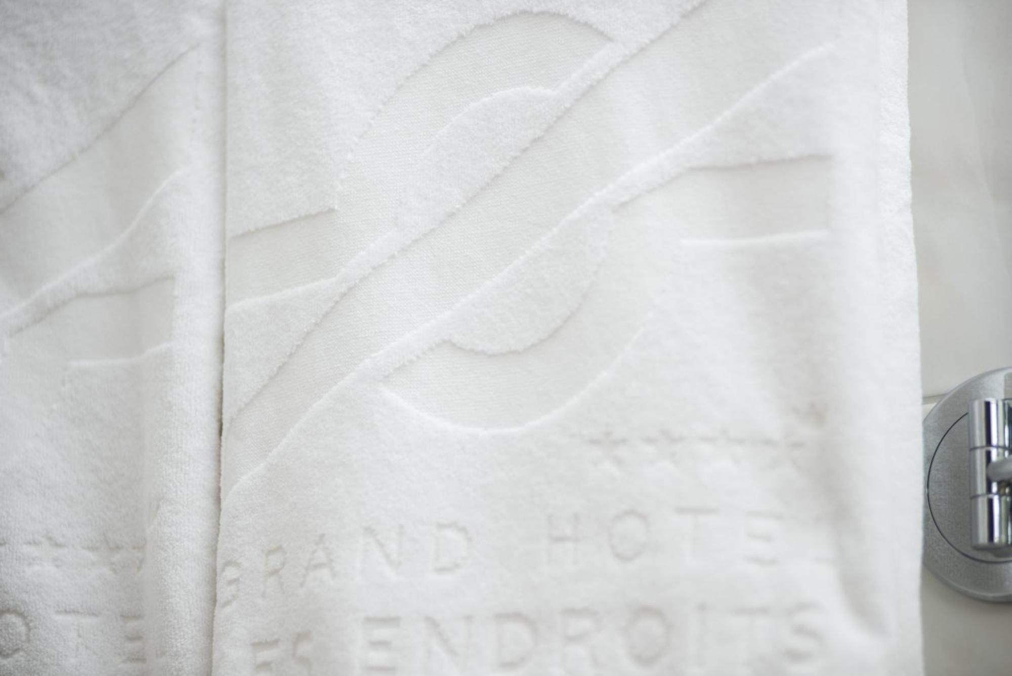 Grand Hotel Les Endroits La Chaux De Fonds Exteriör bild